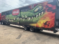 display-trailer